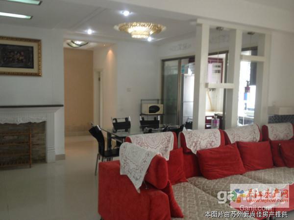 嘉鸿花园gu 2室2厅2卫 136平方米 3500元/月出租