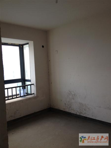 上海城超低价仅有一套117平两室两厅两卫出售