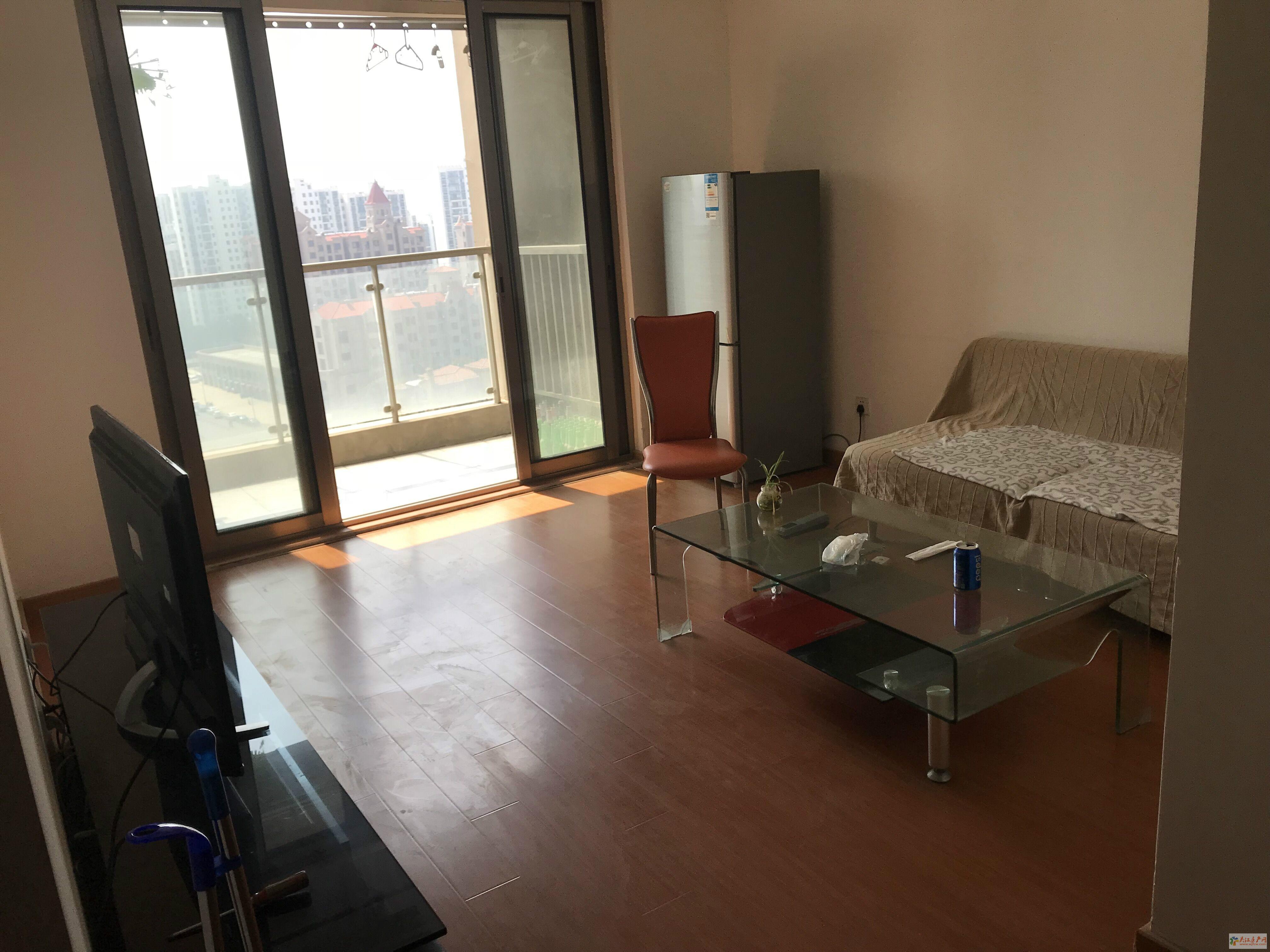 新湖明珠城 2室2厅1卫 87平方米 2200元/月出租