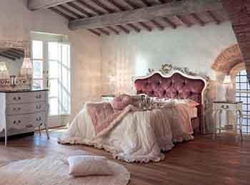 吴江房产网：古典风格布艺 打造卧室里的精彩