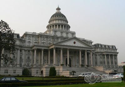 中国山寨建筑大盘点 没有最雷只有更雷(组图)